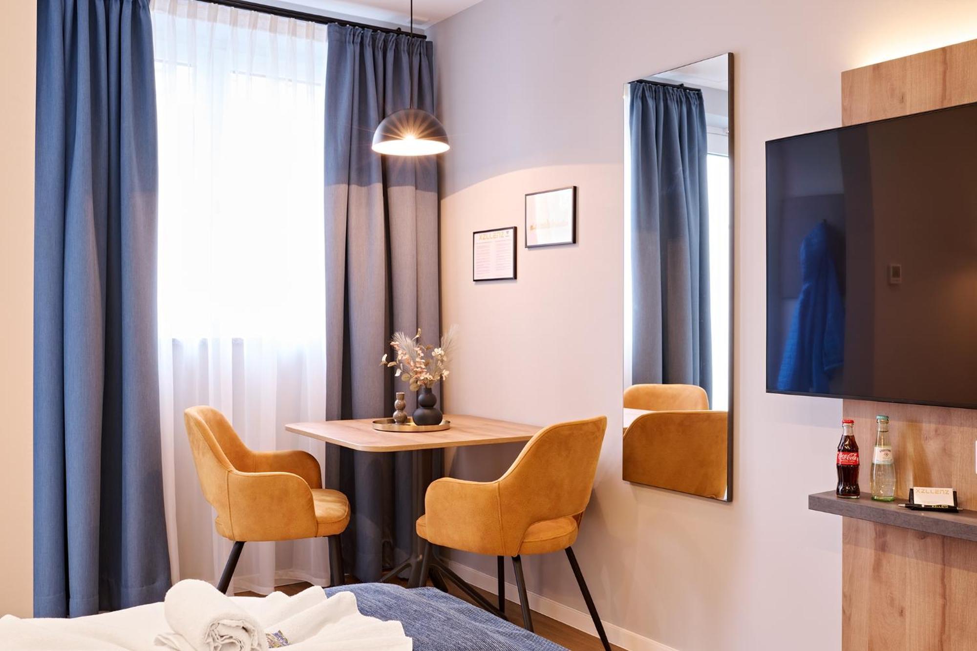 Xzllenz Traum Studio-Apartment, Frei-Parken, U-Bahn, Kueche Nuremberg Exterior photo